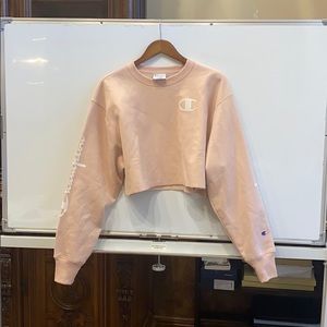 Champion mid length/ cropped sweatshirt
